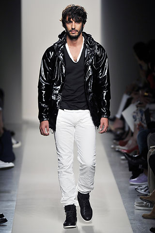 Bottega Veneta / - 2011